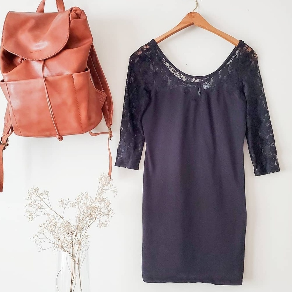 H&M Black Lace Mini Dress || 3/4 Sleeve || L